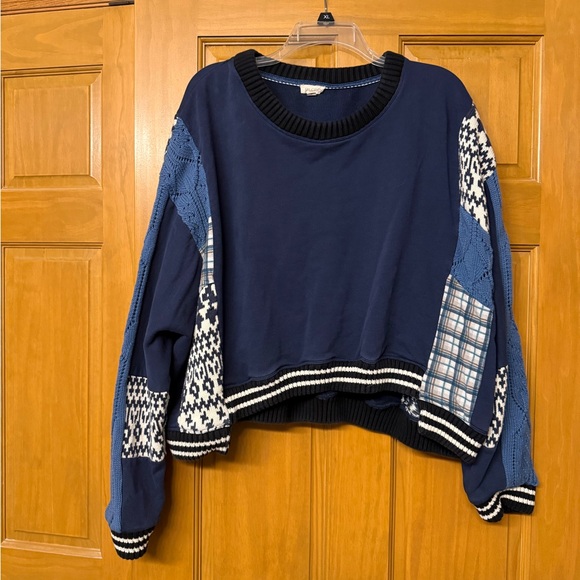 Pilcro Tops - Pilcro Mixed Media pullover Navy and white sweatshirt